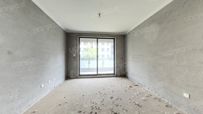 和昌盛世城邦二手房实景图