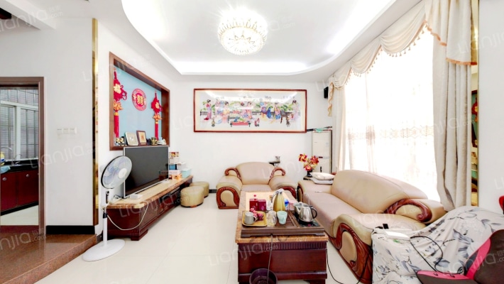 美图苑二手房实景图