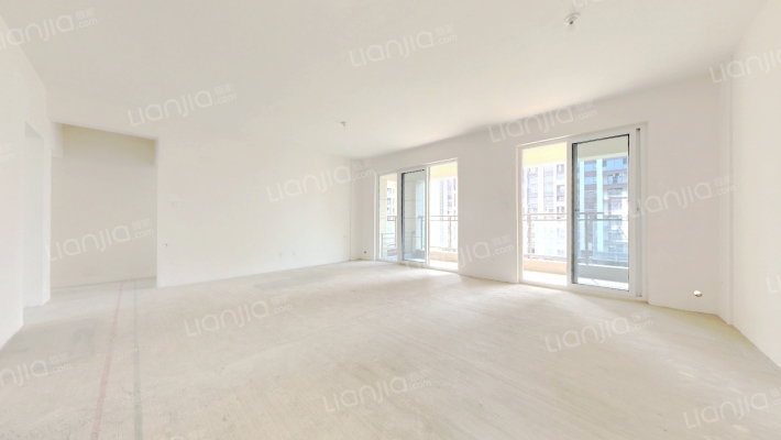 听湖九园二手房实景图