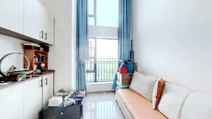 越秀岭南悦公馆二手房实景图