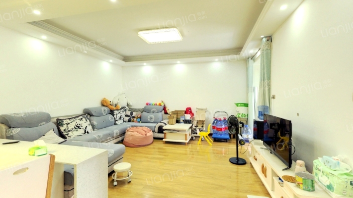 怡景江南二手房实景图
