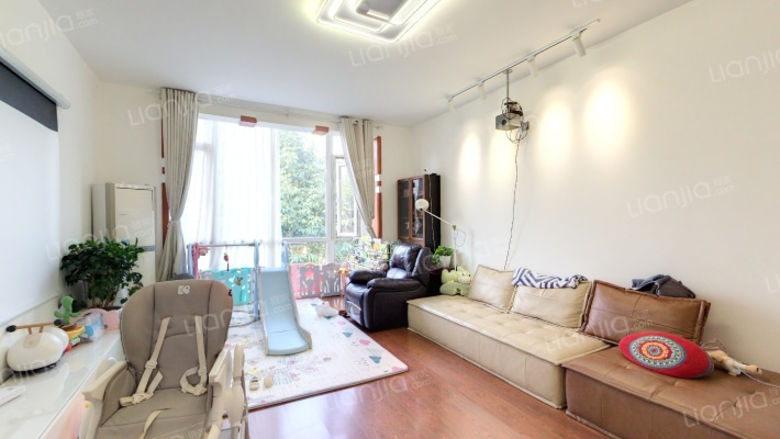 向阳名居二手房实景图