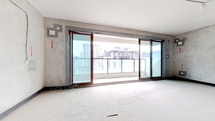 碧桂园保利云禧三期二手房实景图