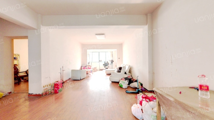 国际服装城B区二手房实景图