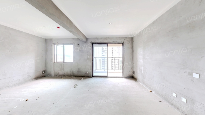 世茂东望二手房实景图