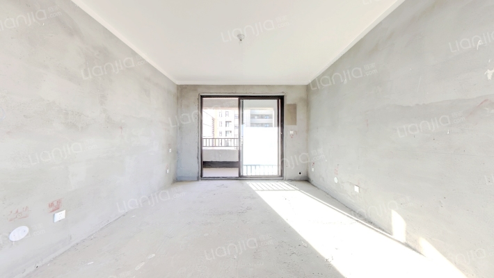 法兰原著半岛二手房实景图