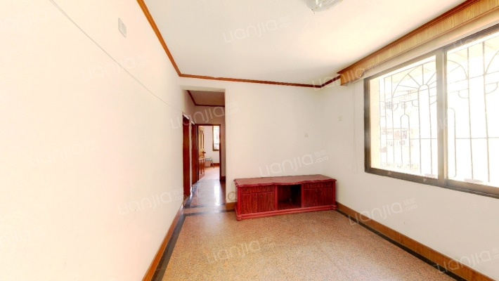 江头工商局宿舍二手房实景图