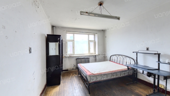 工大家属楼二手房实景图