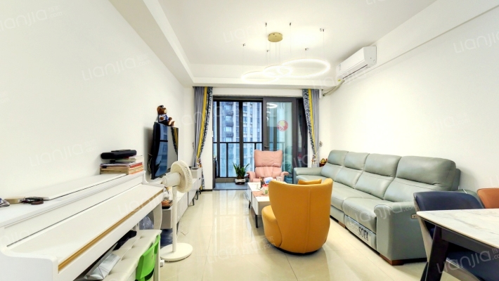 华润置地润府二手房实景图