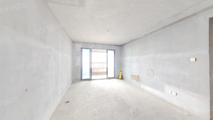 万达临湖苑F区二手房实景图