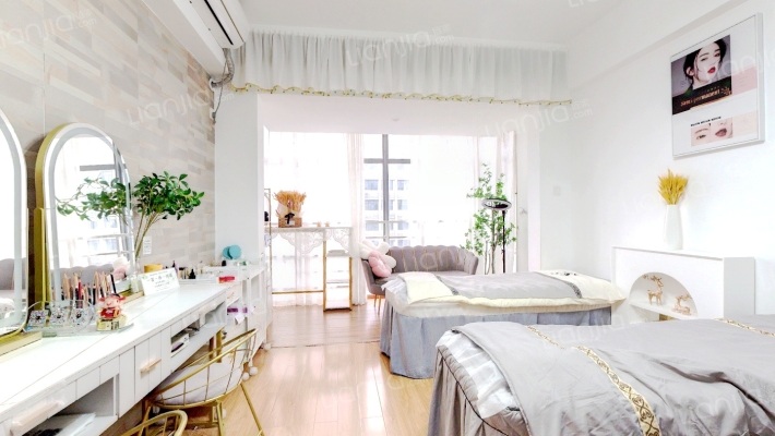 第一国际二手房实景图