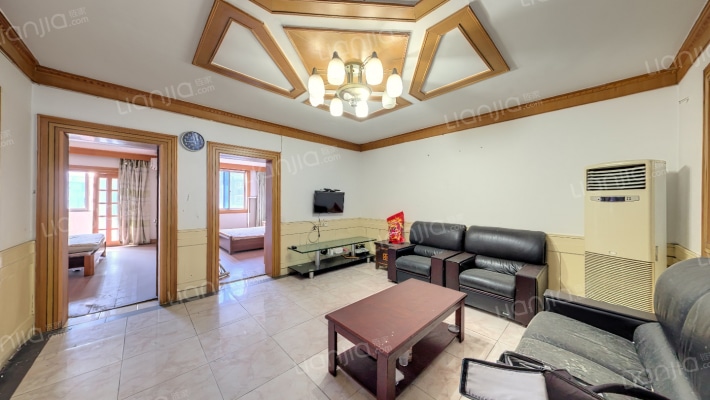 置业新村二手房实景图