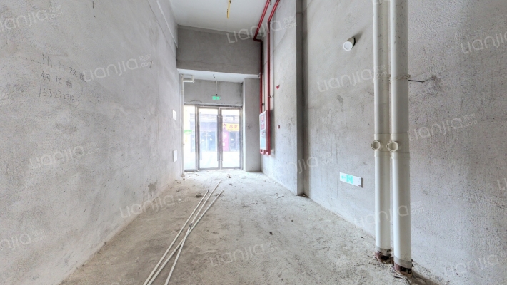 保利云上二手房实景图