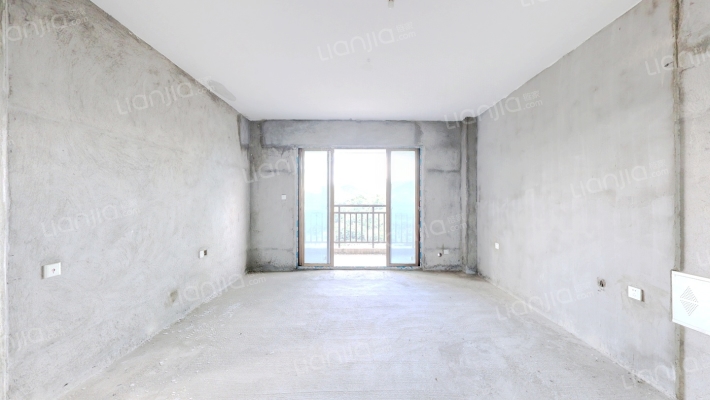 华电蓝海苑二手房实景图