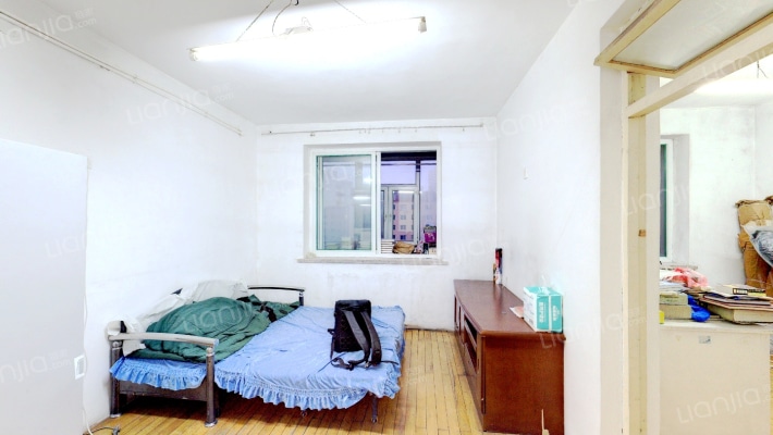 光机八区二手房实景图