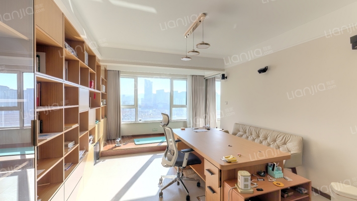 山钢·鸿悦华府二手房实景图