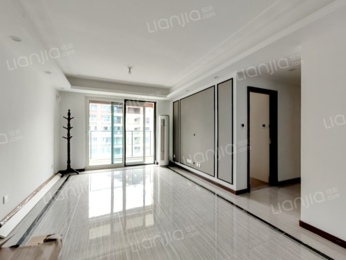 整租·融创翰山御 3室2厅 东南