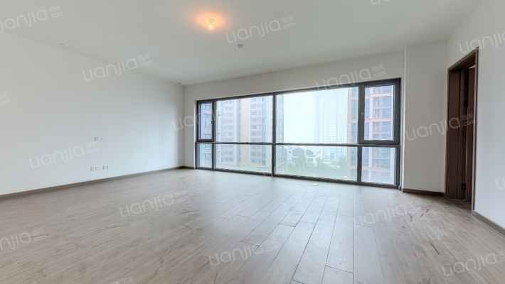 西派国樾二手房实景图