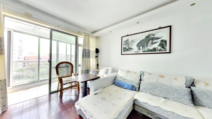 名庭花苑二手房实景图