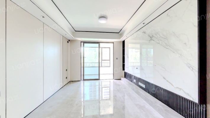 中铁龙湖宸阅府二手房实景图