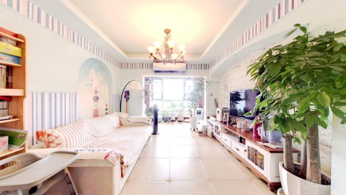 绿地中央广场D区二手房实景图