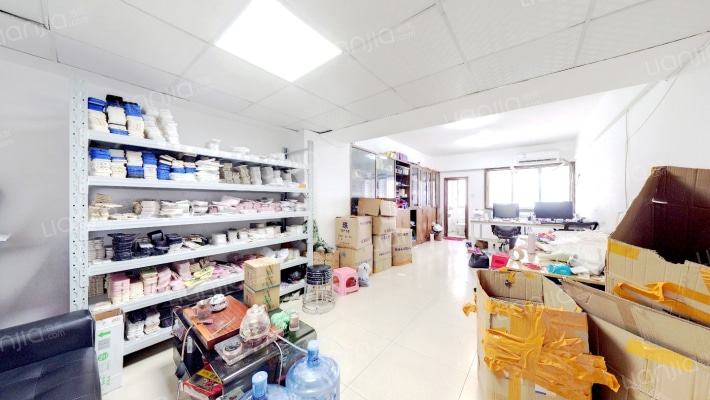 现代之窗二手房实景图