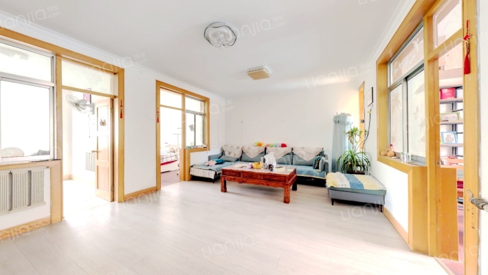 家电公司宿舍二手房实景图