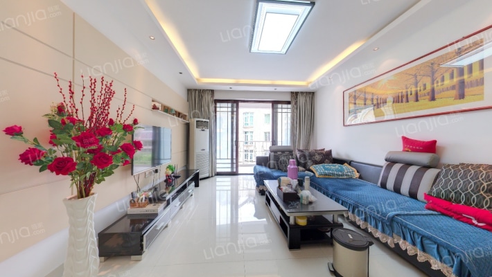 温泉花园东区二手房实景图