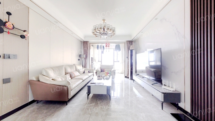 中岳俪景湾二手房实景图