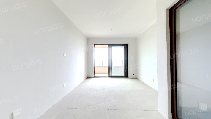 建滔菁庭二手房实景图