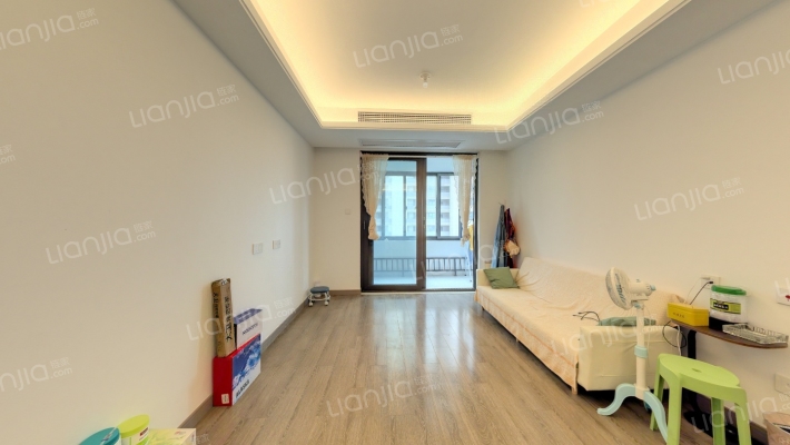 新城云漾滨江二手房实景图