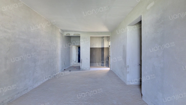 新怡荣尚家园二手房实景图