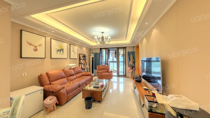 富力十号C区二手房实景图