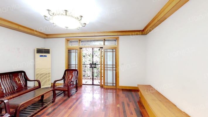 明湖山庄二手房实景图