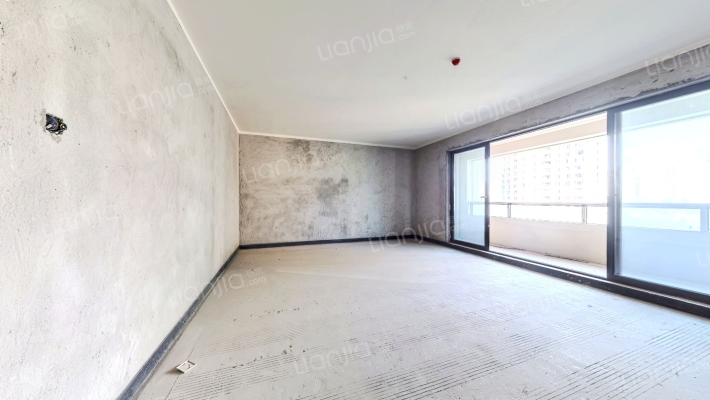 鲁能泰山7号一街区二手房实景图