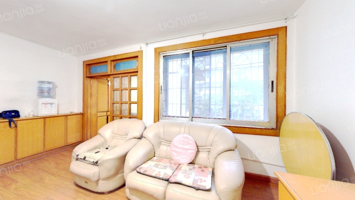 建设小区二手房实景图