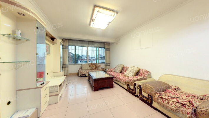 西城公寓二手房实景图