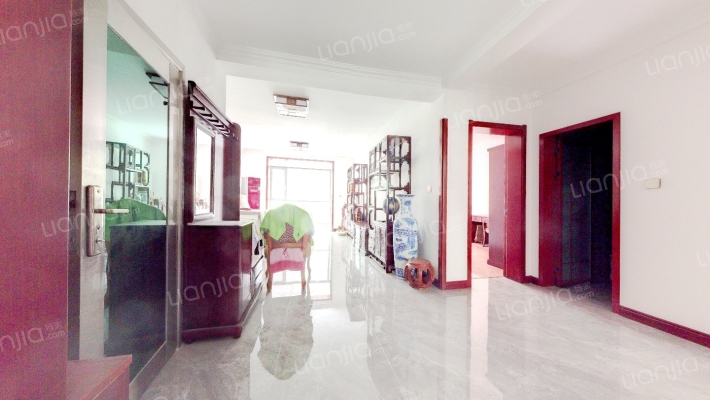 汇富名仕居二手房实景图