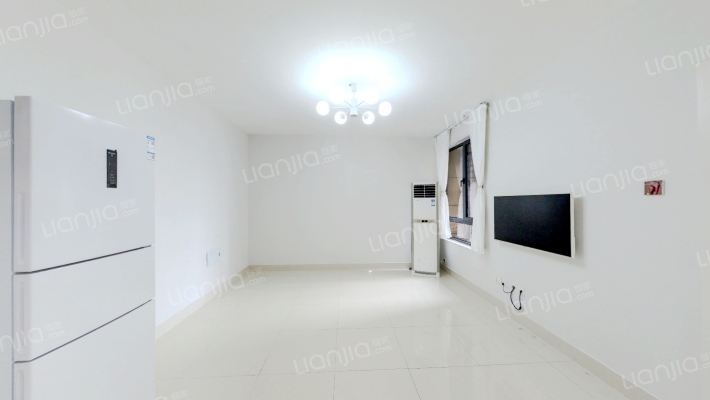 合作经济广场二手房实景图