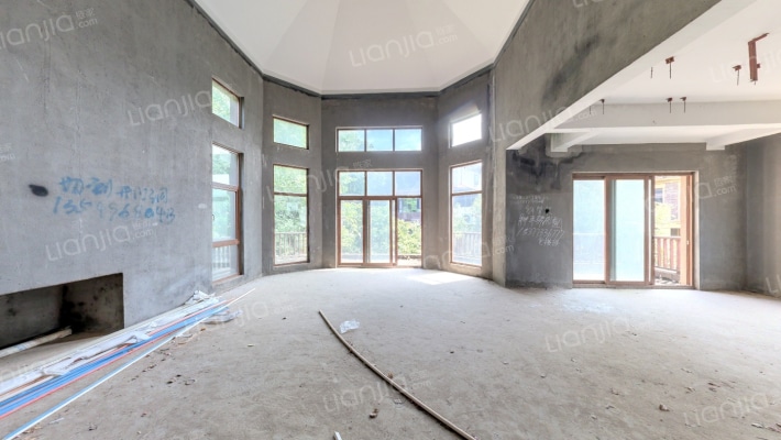 保利阆峰云墅二手房实景图