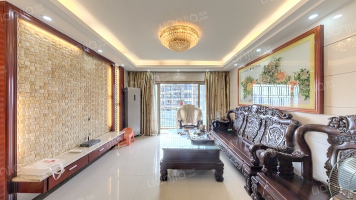 威凤山庄二手房实景图