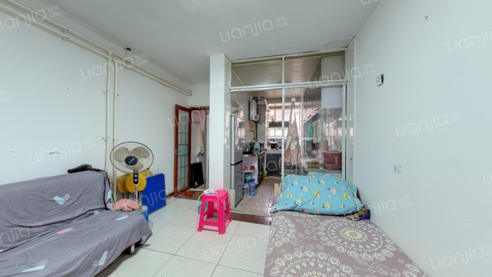 邮专学校宿舍二手房实景图