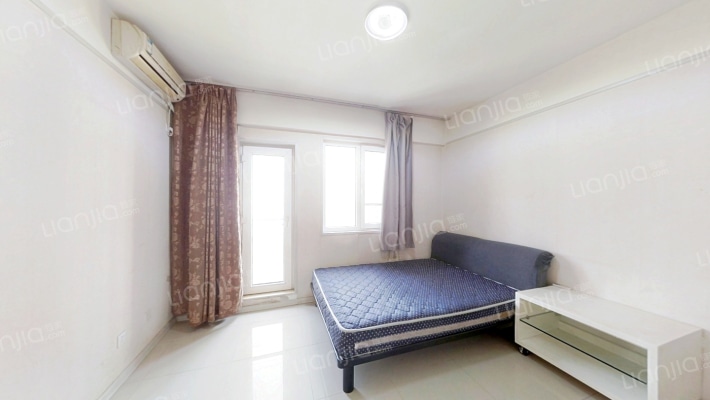 前城国际二期二手房实景图