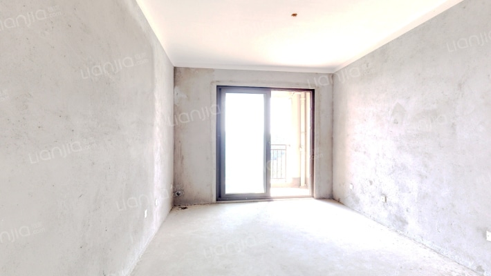 实地玫瑰庄园二手房实景图