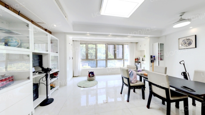 世茂招商语山二手房实景图