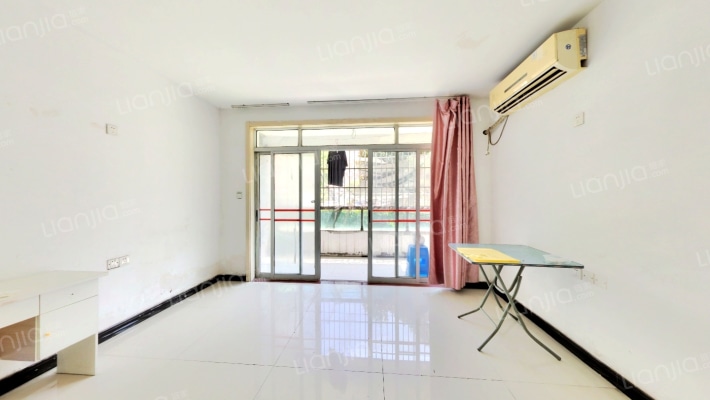 兴日家园二手房实景图