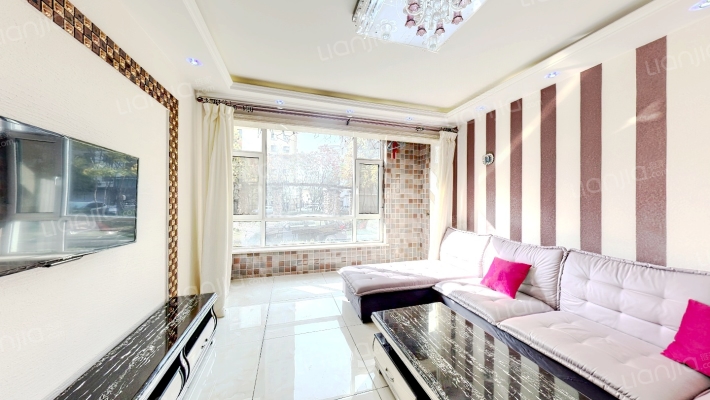 卓越上乘小区二手房实景图