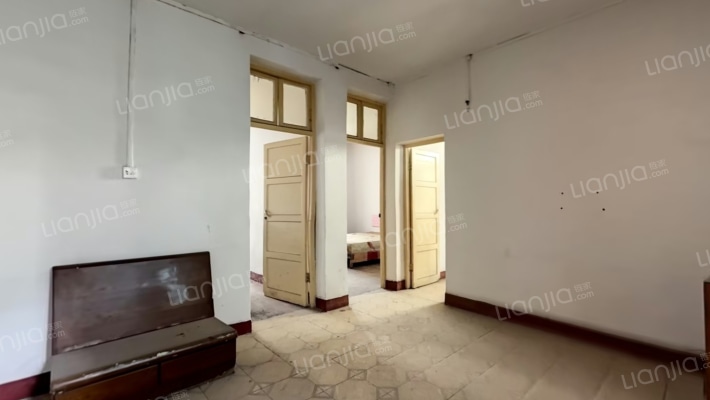 吉新社区第四宿舍二手房实景图