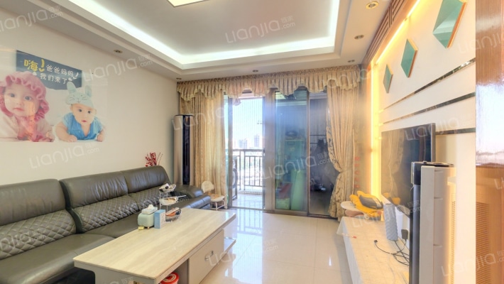 光耀荷兰堡二手房实景图