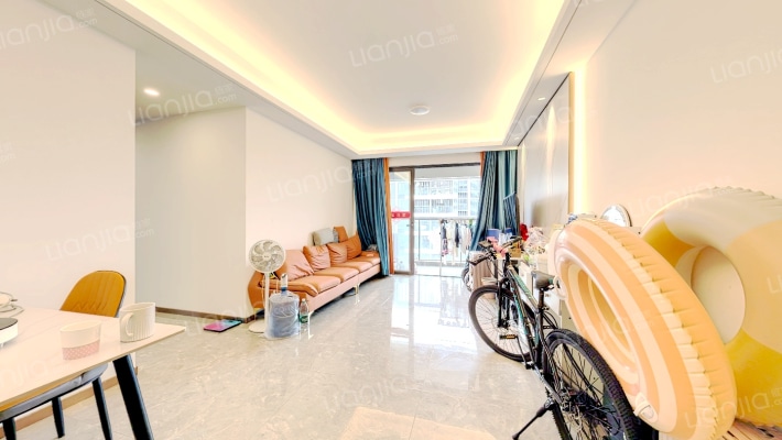 万樾府二手房实景图